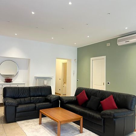 Porta Torre Como Apartment - By Relais Di Giada Екстериор снимка