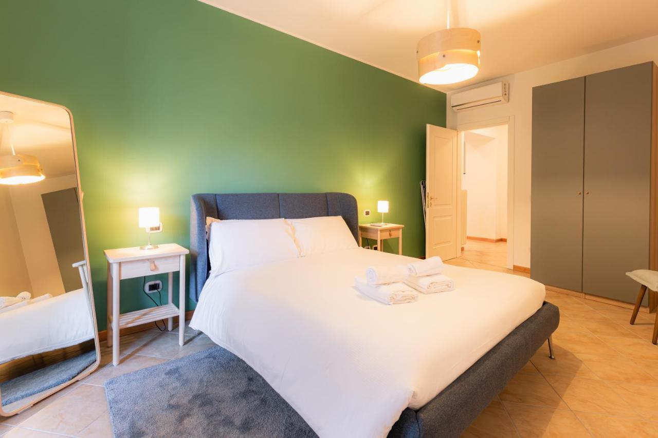 Porta Torre Como Apartment - By Relais Di Giada Екстериор снимка