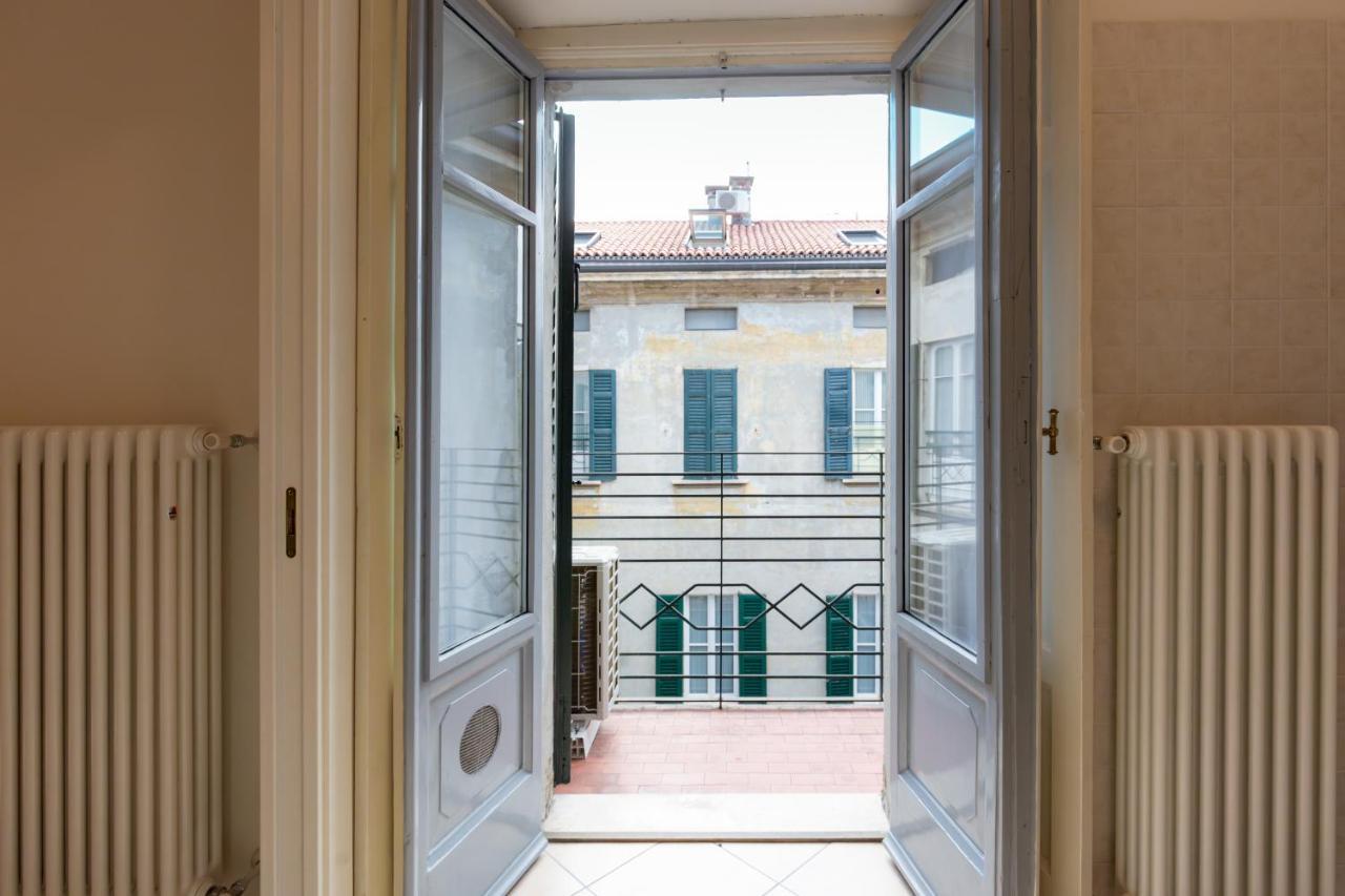 Porta Torre Como Apartment - By Relais Di Giada Екстериор снимка